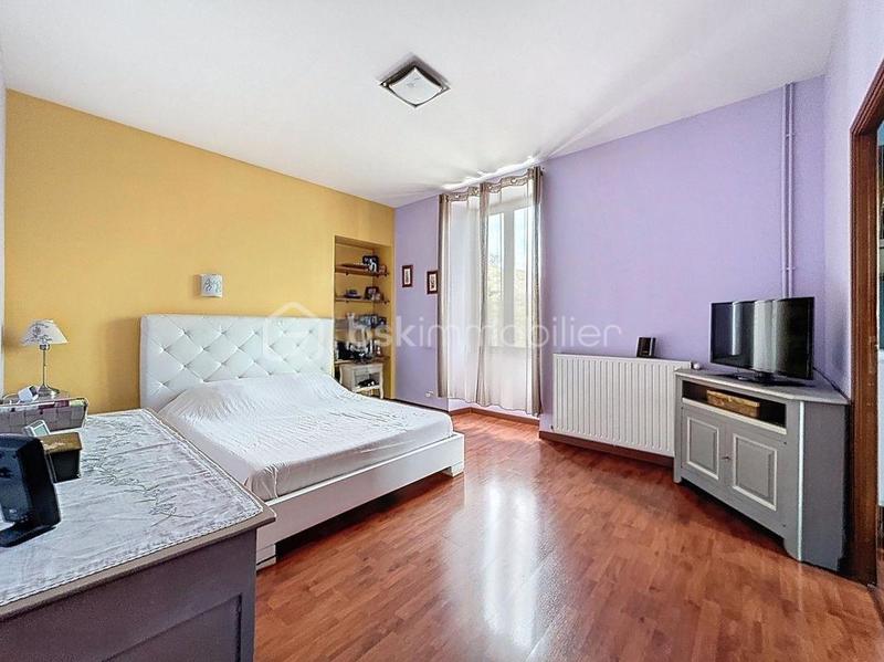 Maison de campagne - 223 m² - 10 pièces