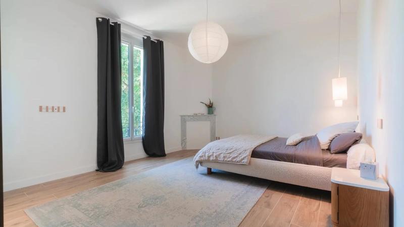 Maison - 336 m² - 12 pièces