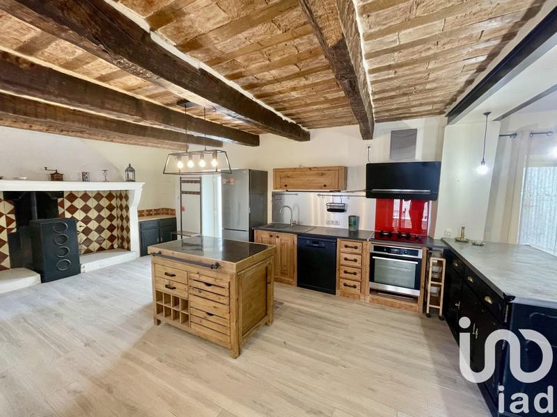 Maison de village - 207 m² - 9 pièces