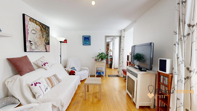 Appartement - 82 m² - 5 pièces