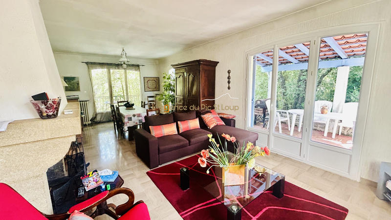 Villa - 169 m² - 6 pièces