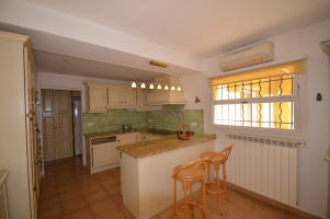 Propriété - 187 m² - 6 pièces