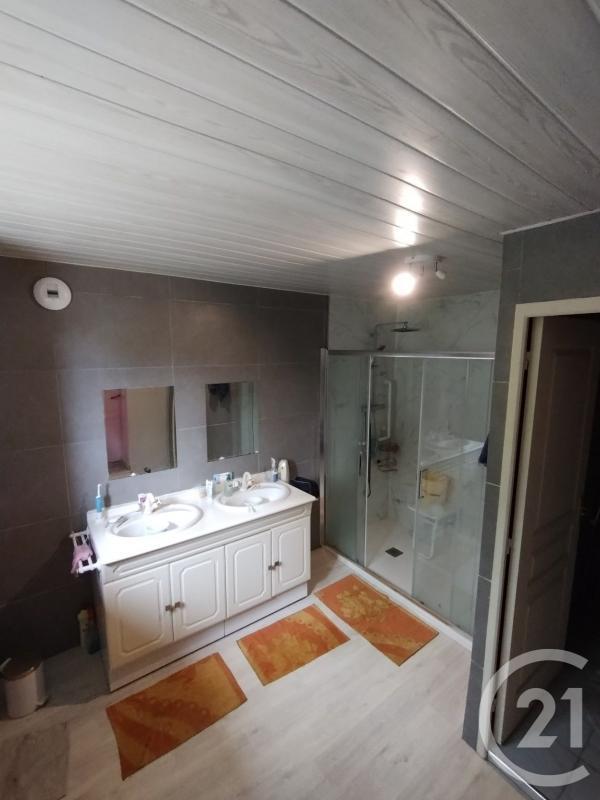 Maison - 99 m² - 4 pièces