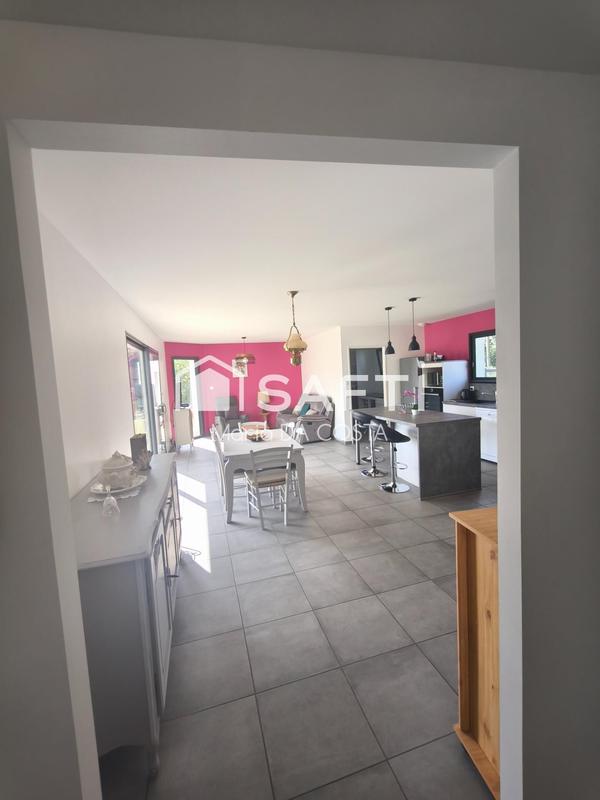 Maison - 102 m² - 4 pièces