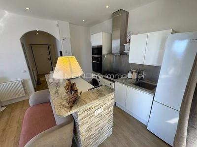 Appartement - 60 m² - 4 pièces