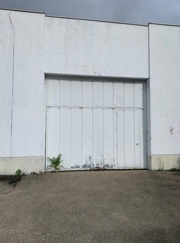 Local d'activité / Entrepôt - 138 m²