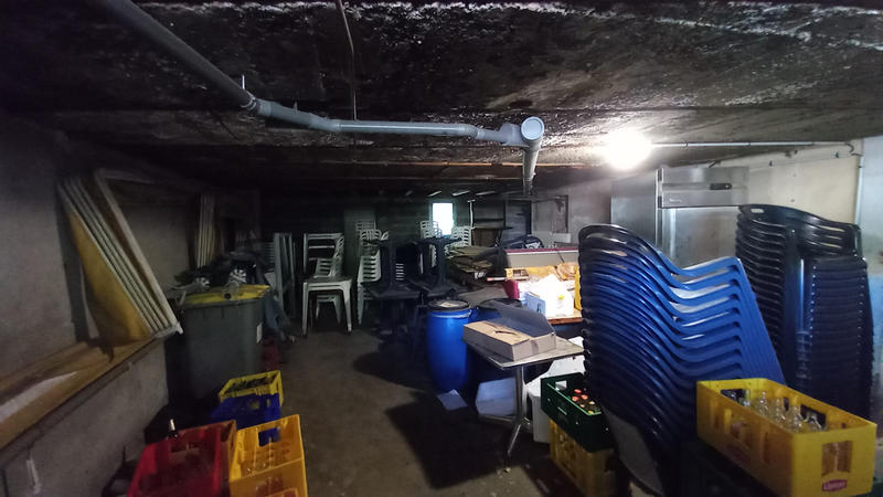 Local commercial - 183 m²