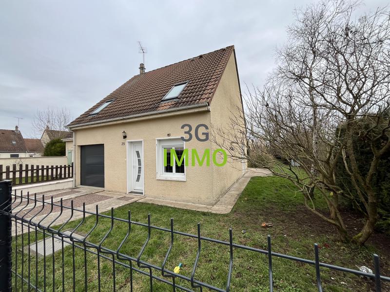 Maison - 90 m² - 5 pièces