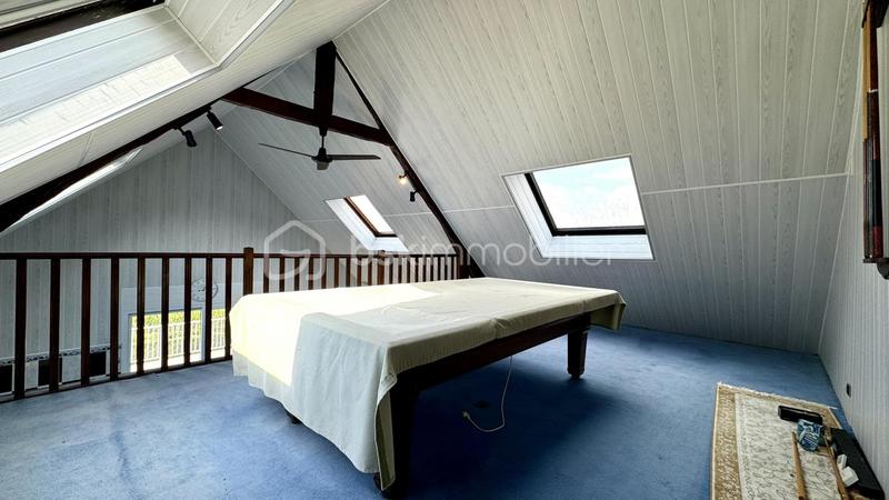 Corps de ferme - 390 m² - 10 pièces