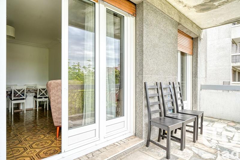 Appartement - 99 m² - 4 pièces