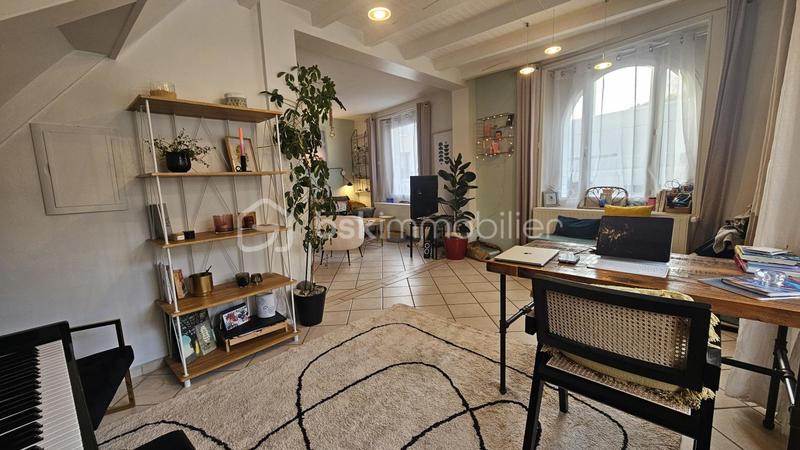 Maison - 100 m² - 5 pièces