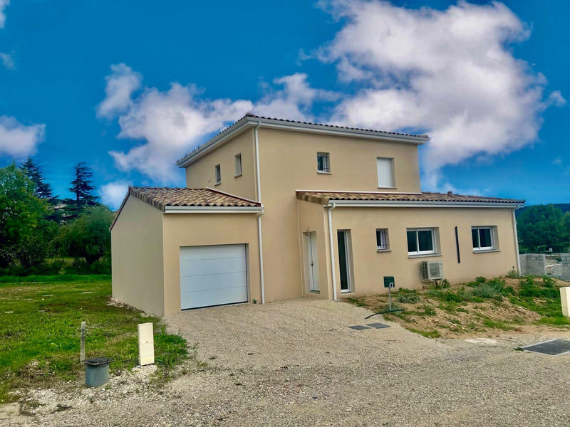 Villa - 150 m² - 5 pièces