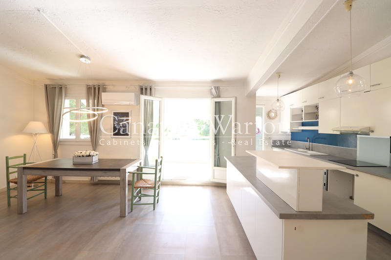 Appartement - 99 m² - 4 pièces