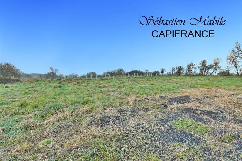 Terrain constructible - 838 m²