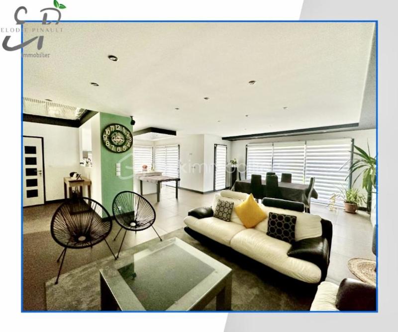 Maison - 187 m² - 7 pièces