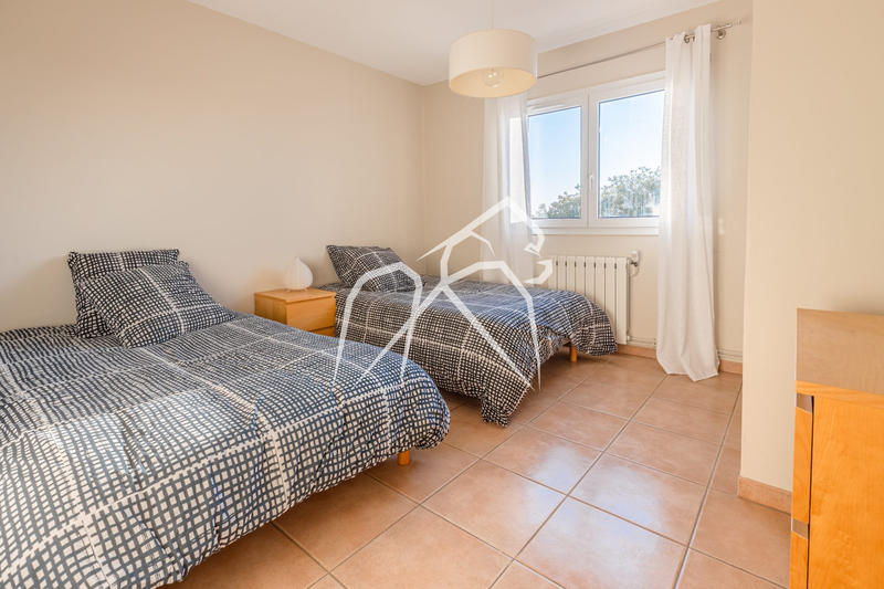 Villa - 140 m² - 6 pièces