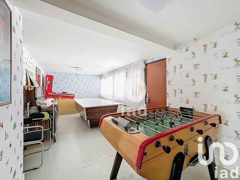 Maison - 200 m² - 10 pièces