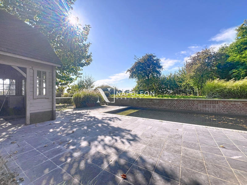 Maison ancienne - 350 m² - 10 pièces