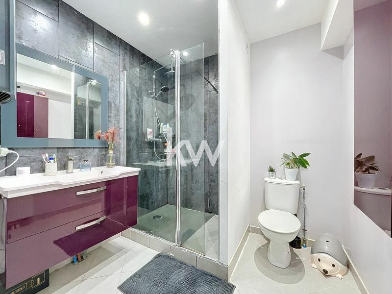 Pavillon - 102 m² - 6 pièces