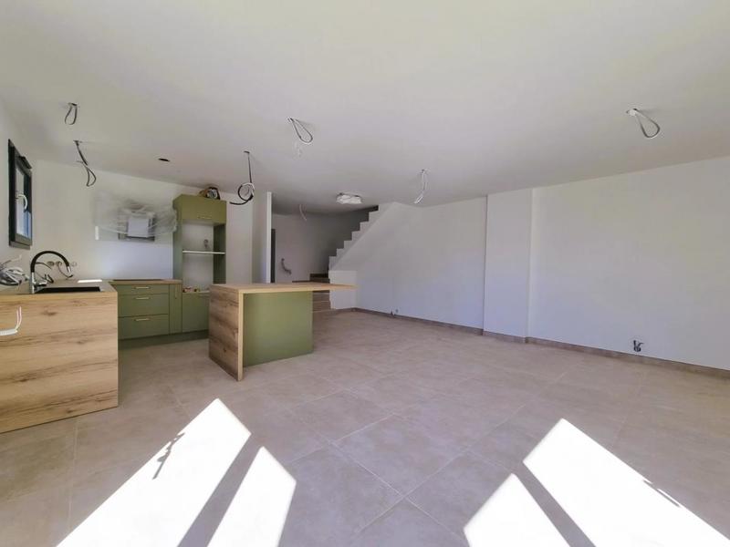 Villa - 97 m² - 5 pièces