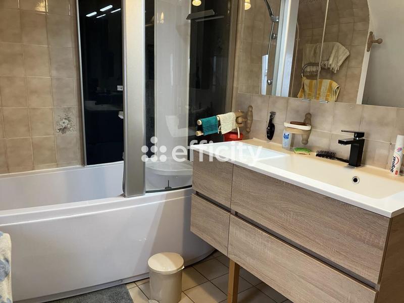 Maison - 146 m² - 7 pièces