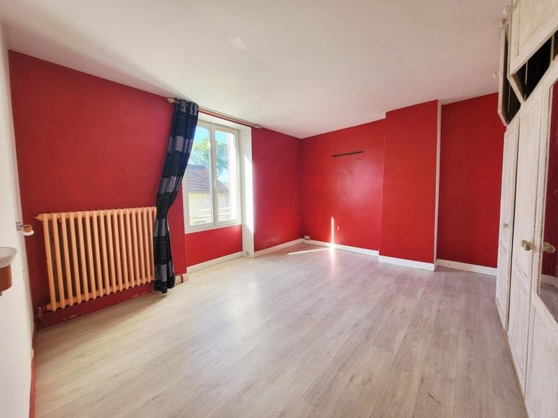 Maison en pierre - 100 m² - 5 pièces