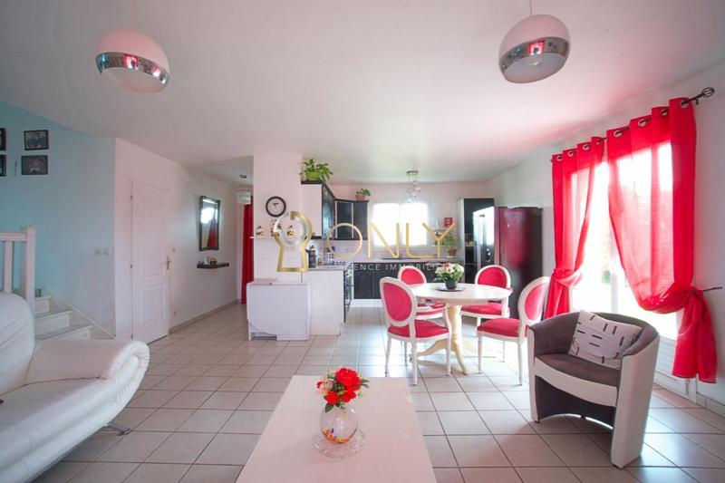 Maison - 112 m² - 5 pièces