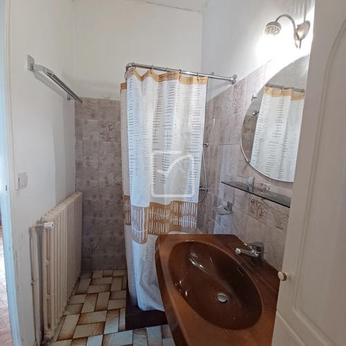 Maison - 95 m² - 8 pièces