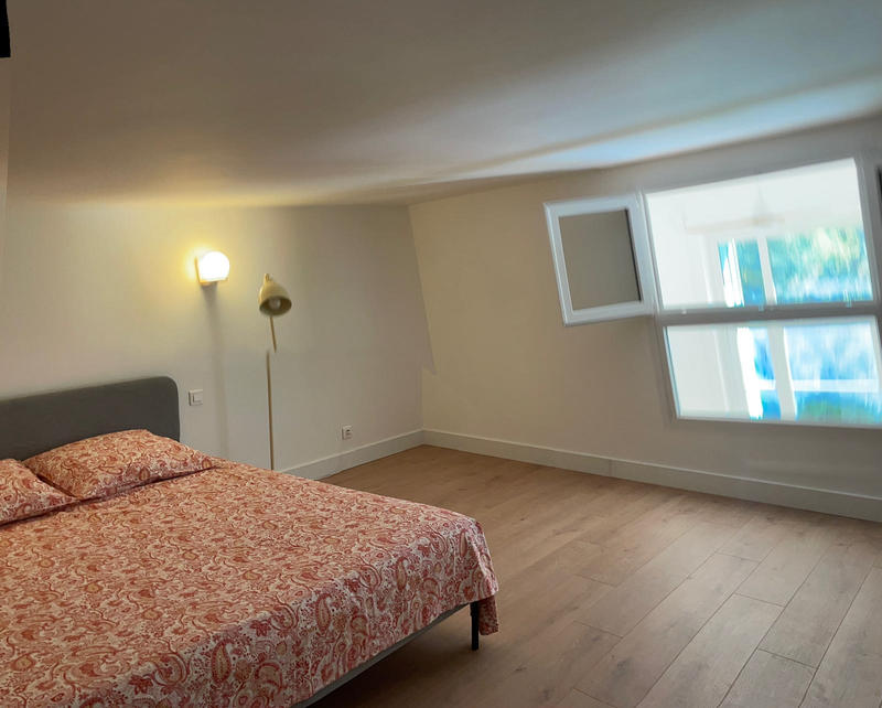 Loft - 124 m² - 4 pièces