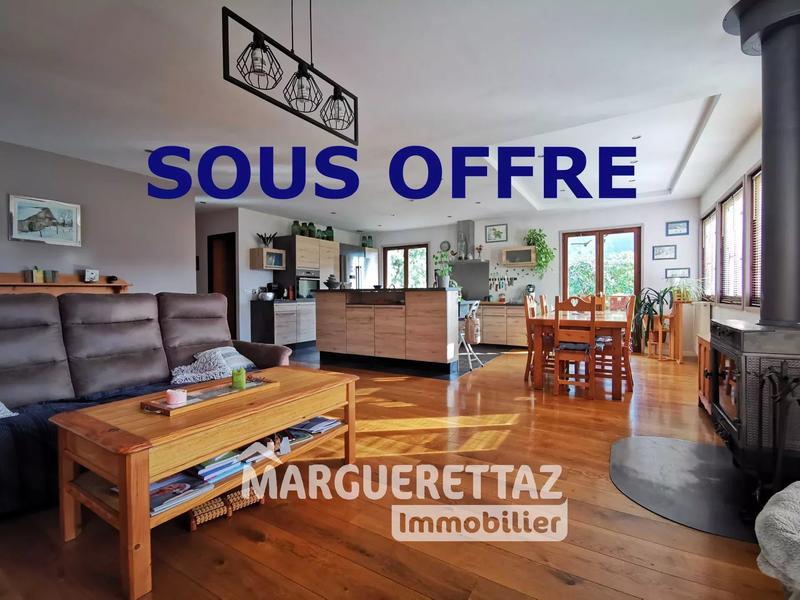 Maison - 102 m² - 5 pièces