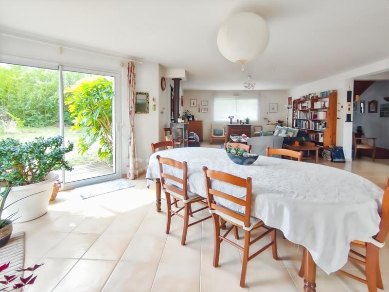 Maison - 175 m² - 7 pièces