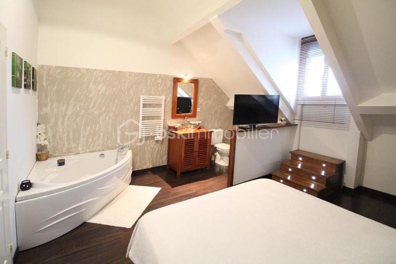 Maison - 150 m² - 6 pièces