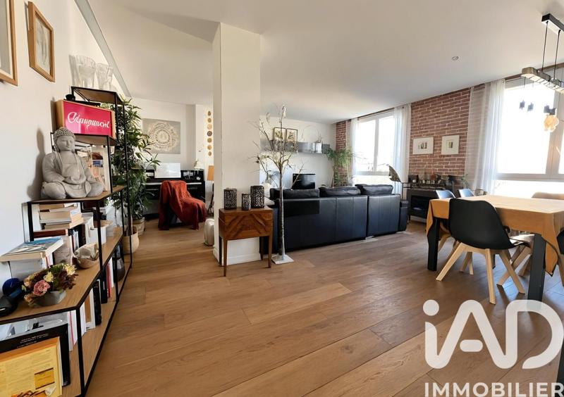 Appartement - 104 m² - 4 pièces