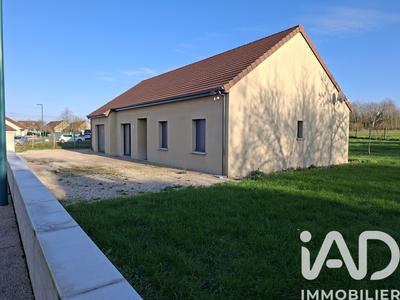 Maison - 101 m² - 5 pièces