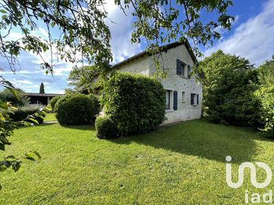 Maison - 111 m² - 5 pièces