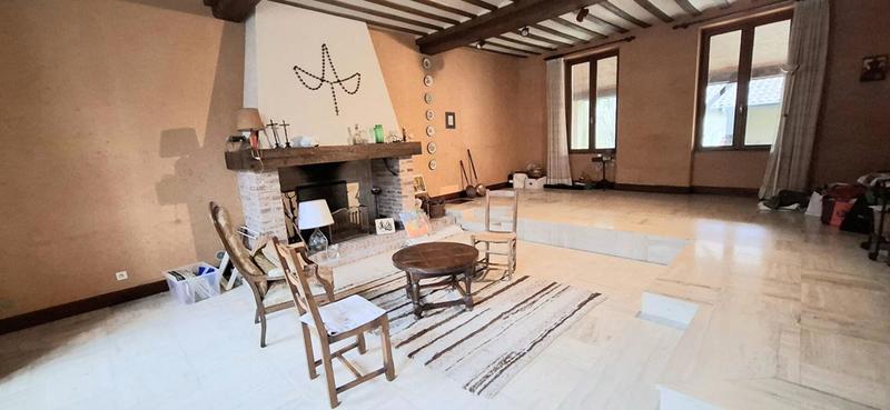 Maison - 185 m² - 7 pièces