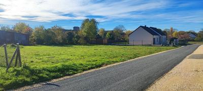 Terrain constructible - 1 001 m²