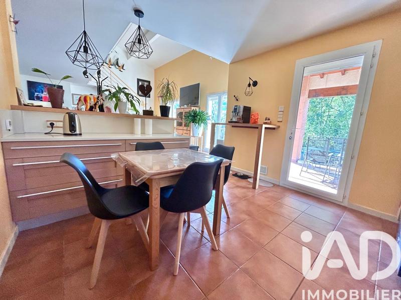 Maison - 173 m² - 6 pièces
