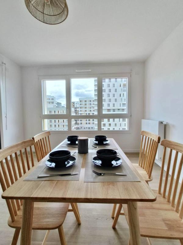Appartement - 81 m² - 4 pièces