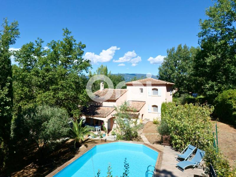 Maison - 199 m² - 5 pièces