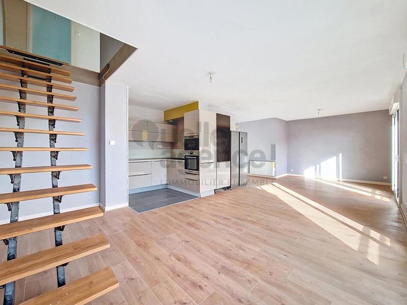 Duplex - 85 m² - 5 pièces