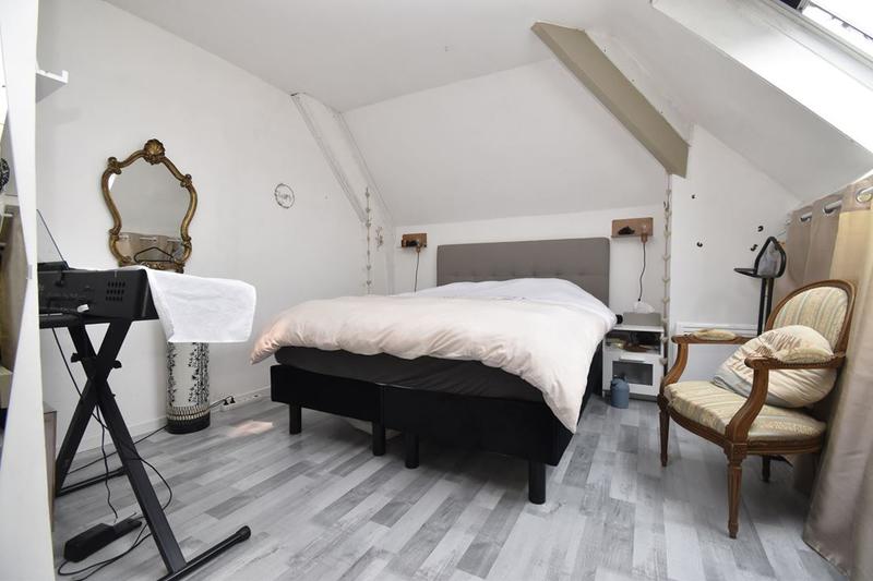 Pavillon - 150 m² - 8 pièces