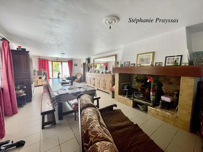 Corps de ferme - 300 m² - 10 pièces