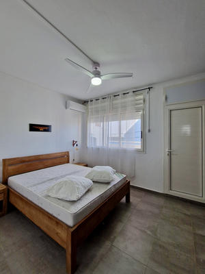 Appartement - 89 m² - 2 pièces