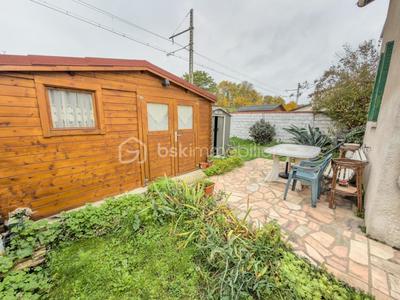 Maison - 110 m² - 5 pièces