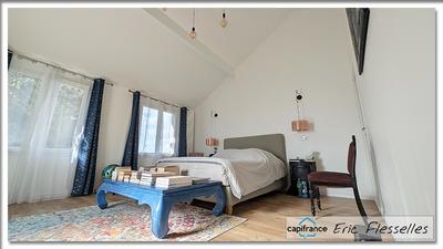 Maison - 208 m² - 9 pièces