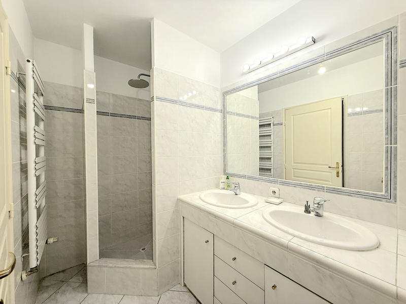 Appartement - 88 m² - 4 pièces