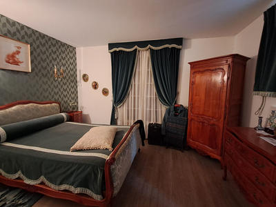 Maison - 175 m² - 7 pièces