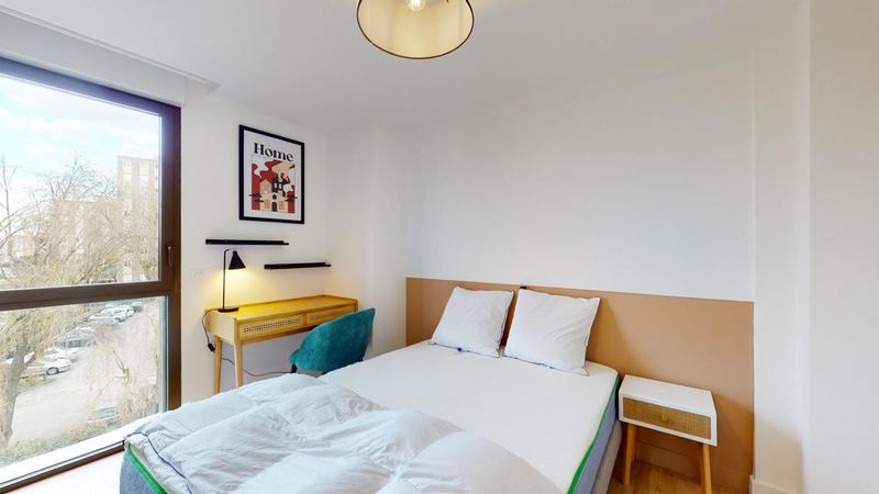 Appartement - 99 m² - 6 pièces