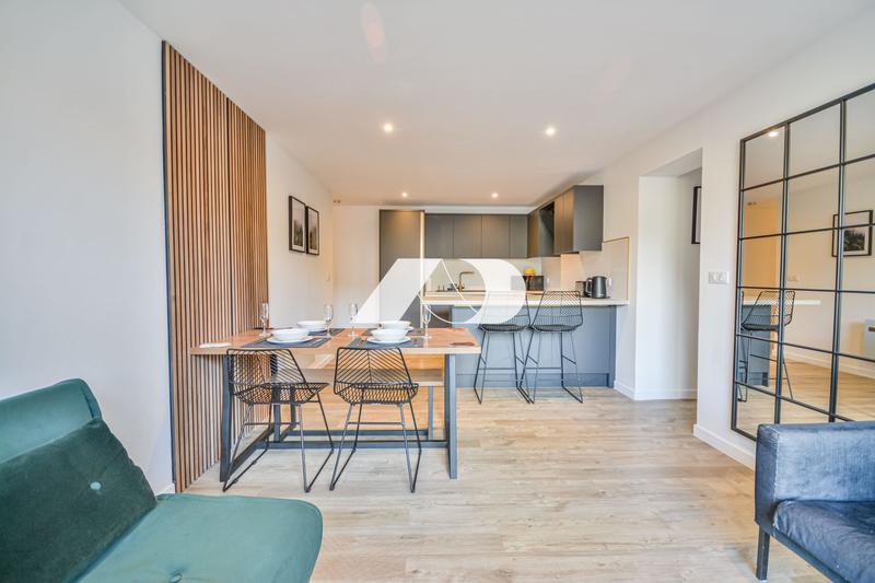 Appartement - 81 m² - 4 pièces